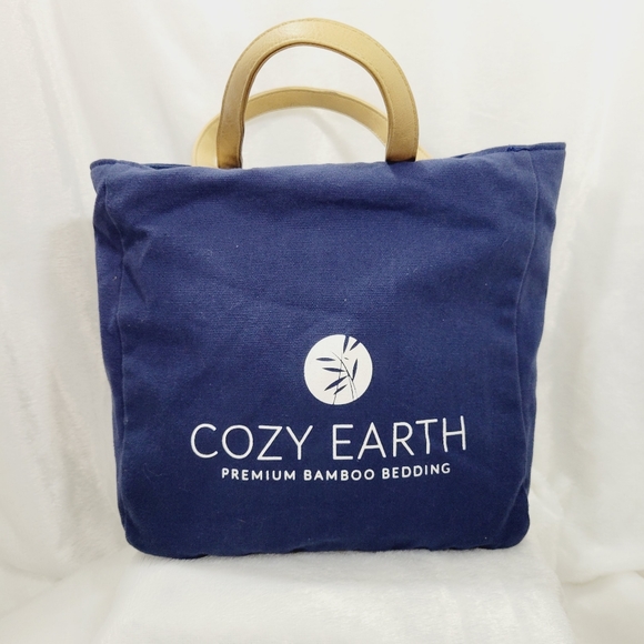 BAG ONLY | Cozy Earth Premium Bamboo Bedding Bag with Zipper - Picture 4 of 10